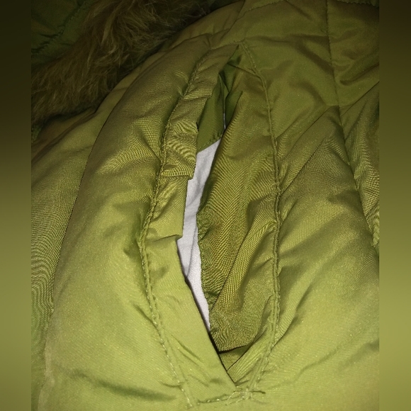 Jones New York Green Studio Puffer Winter Jacket with Fur Trim Hood, Siz… - Picture 12 of 16